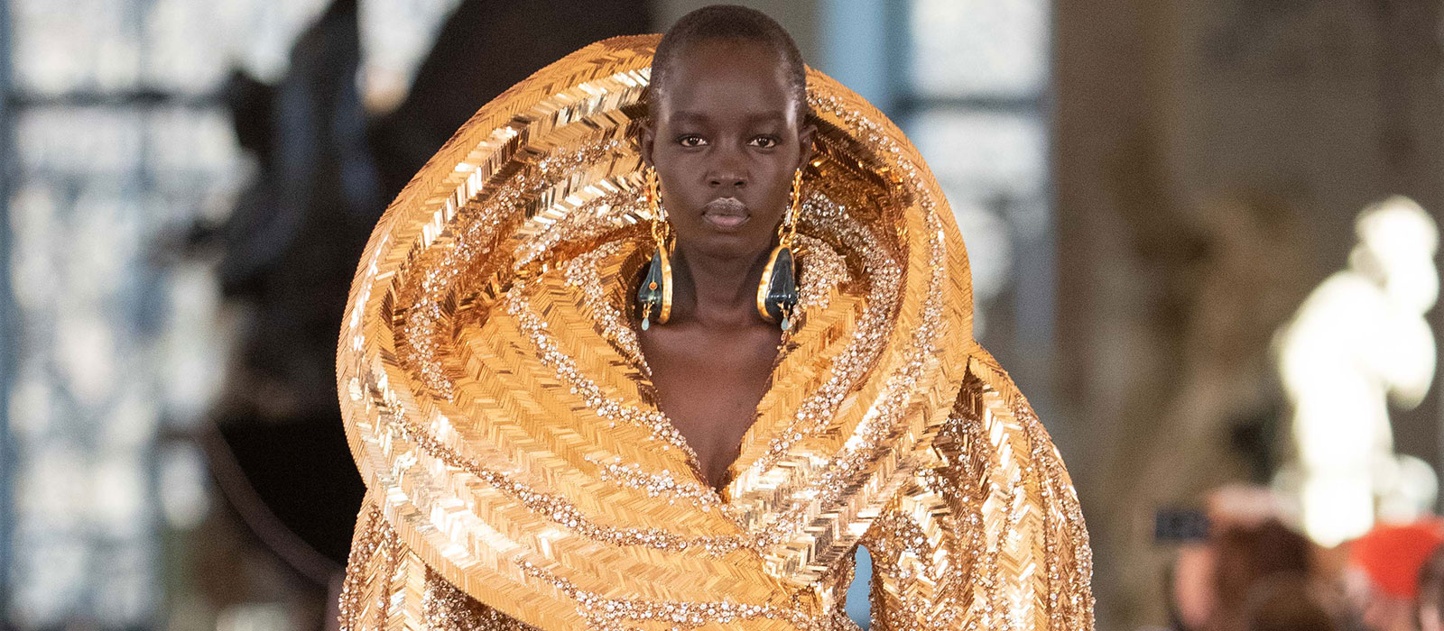 Schiaparelli Haute Couture Spring Summer 2022