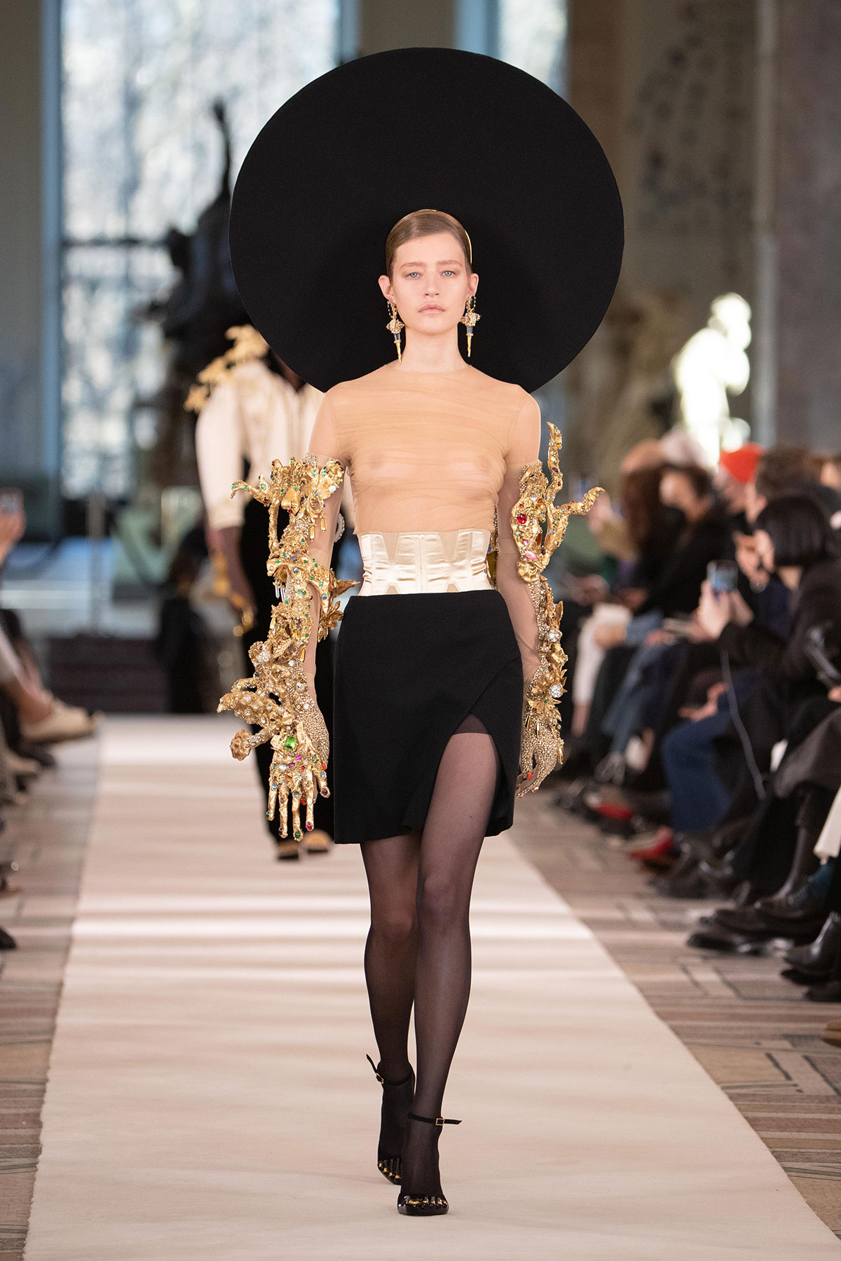 Schiaparelli Haute Couture Spring Summer 2022