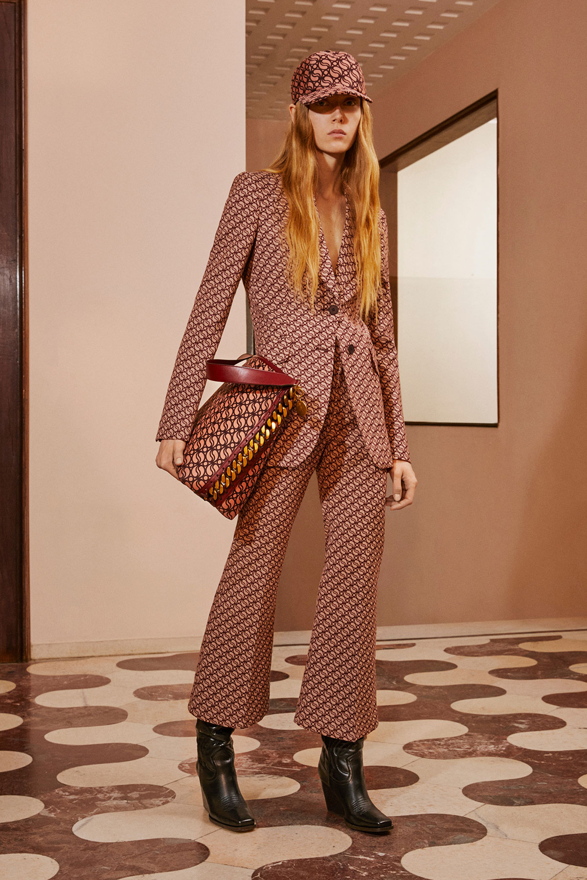 Stella McCartney Fall Winter 2022 Collection