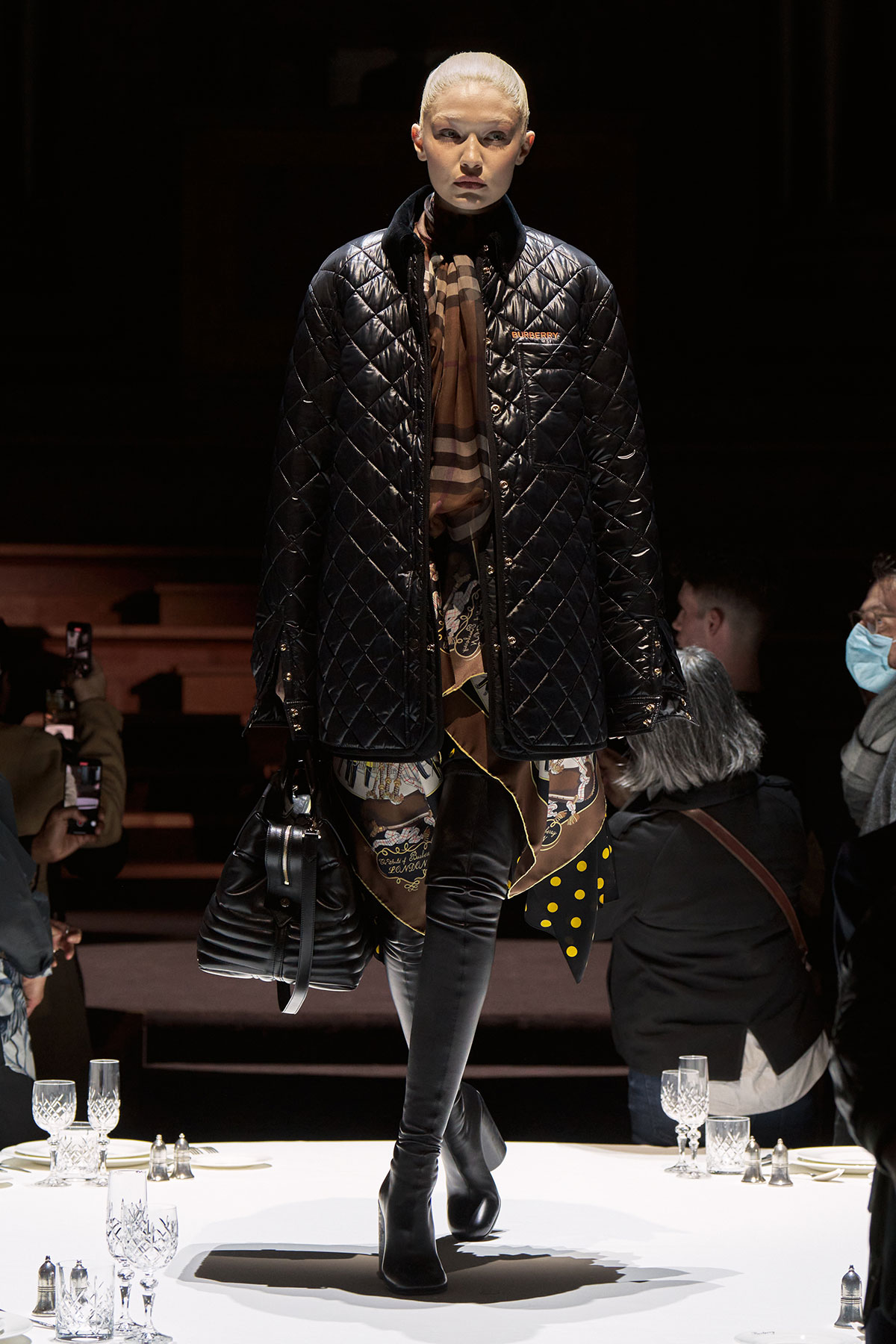Burberry Fall Winter 2022 Womenswear Collection