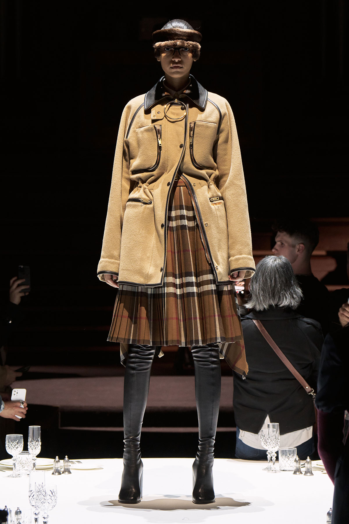 Burberry Fall Winter 2022 Womenswear Collection