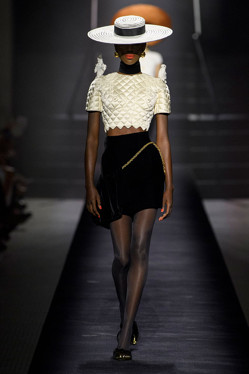 Schiaparelli Haute Couture Fall Winter 2022 Collection