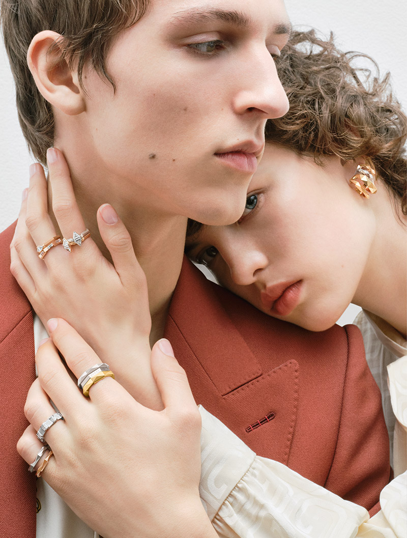 Gucci Link to Love 2023 Collection Campaign