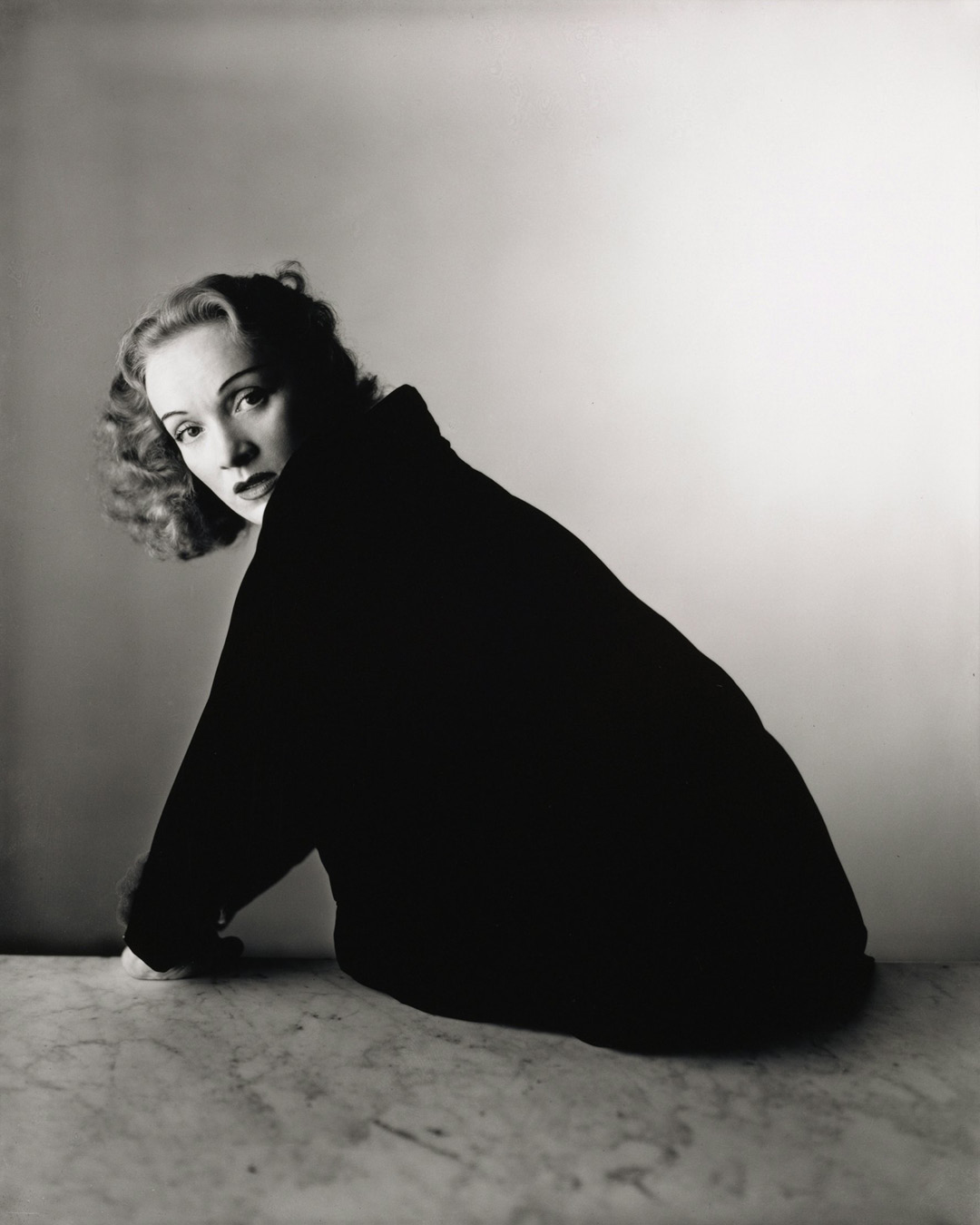 Irving Penn's Iconic 'Summer of Love' Photos Reemerge at San Francisco's de Young Museum