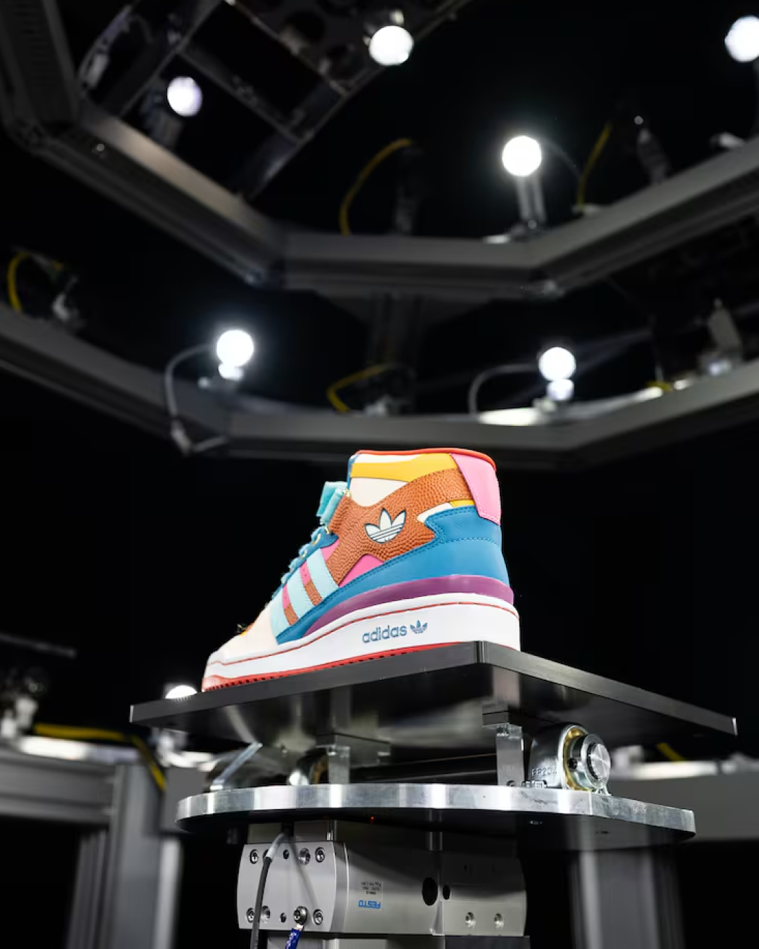 Fashion's 3D Revolution: Brands Leverage High-Tech Imaging for Enhanced Design and Marketing