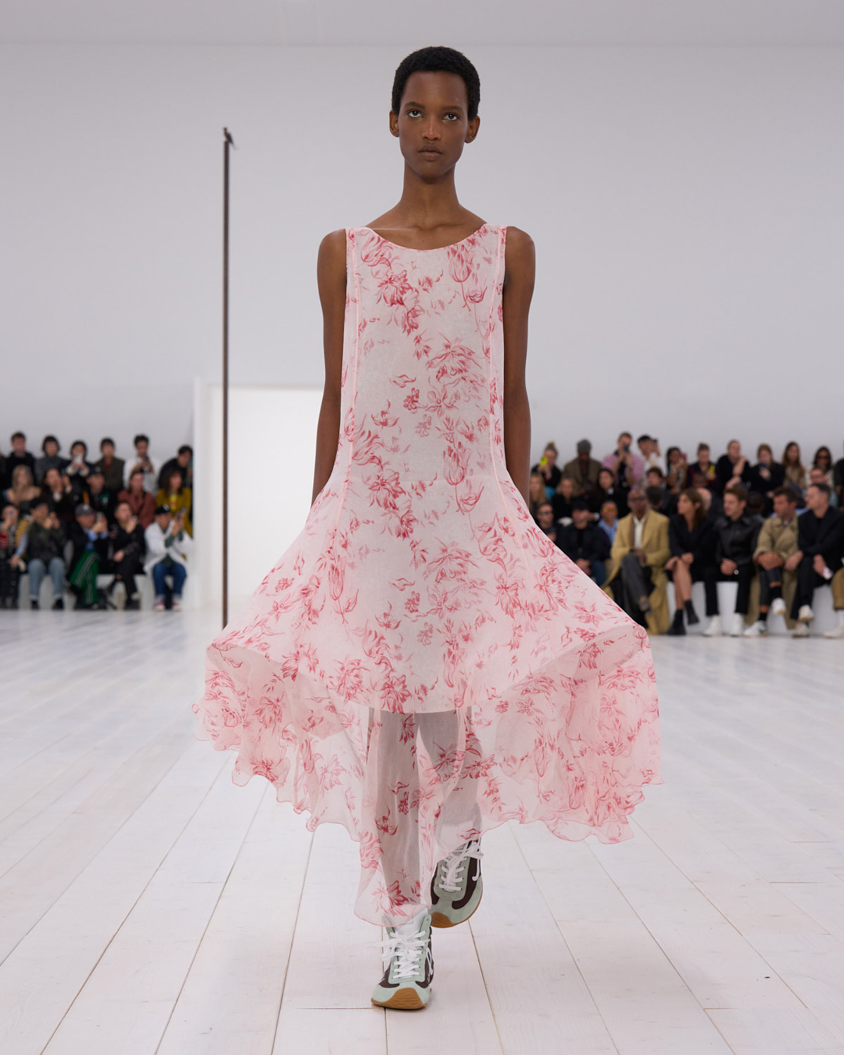 LOEWE Spring 2025