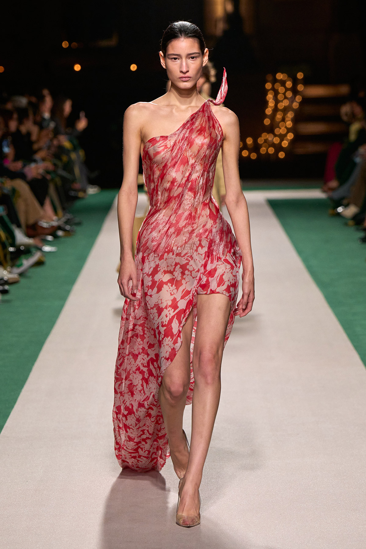 Victoria Beckham Spring 2025