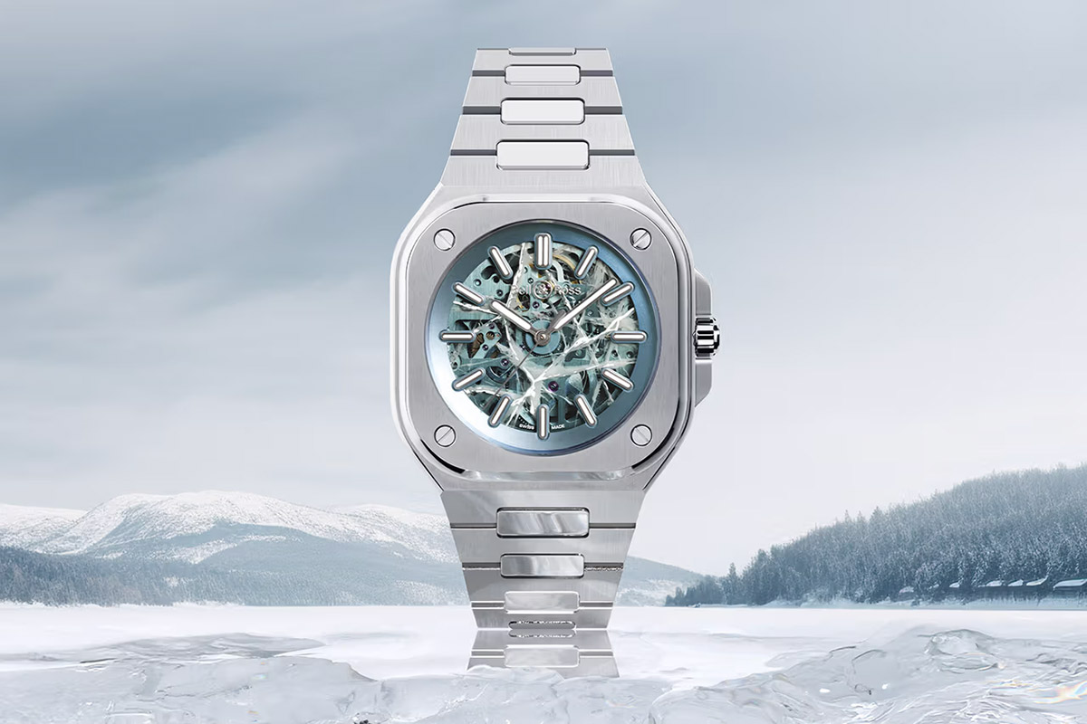 Bell & Ross BR-05 Skeleton in Artic Blue
