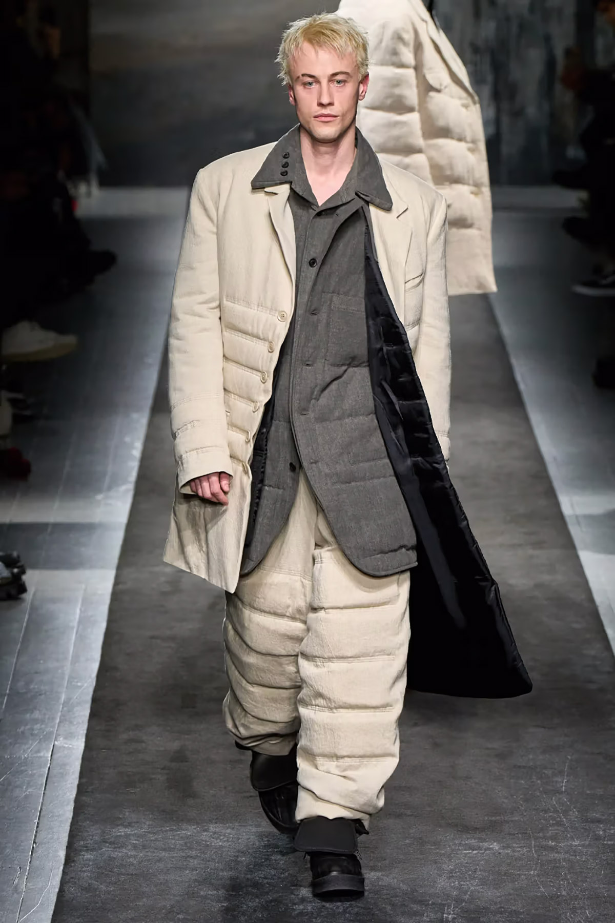 Yohji Yamamoto Fall 2025 Menswear Collection