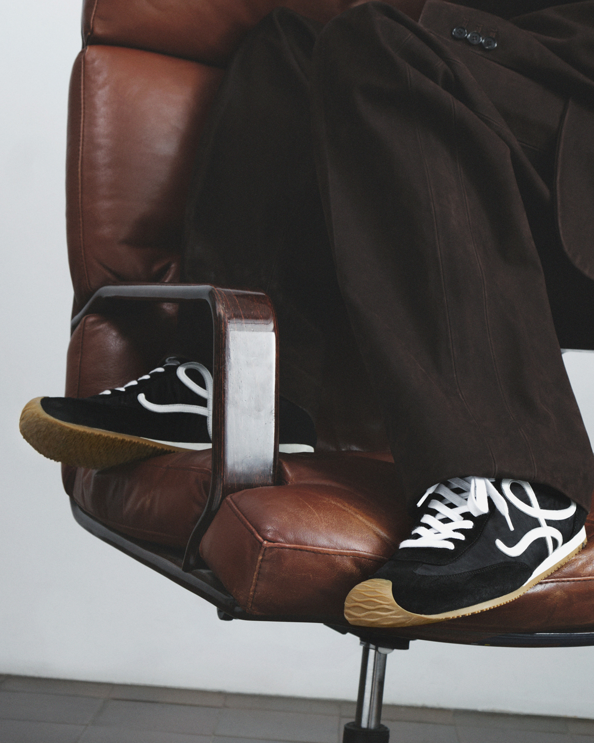 LOEWE’s Ballet Runner 2.0 Steps into the Spotlight