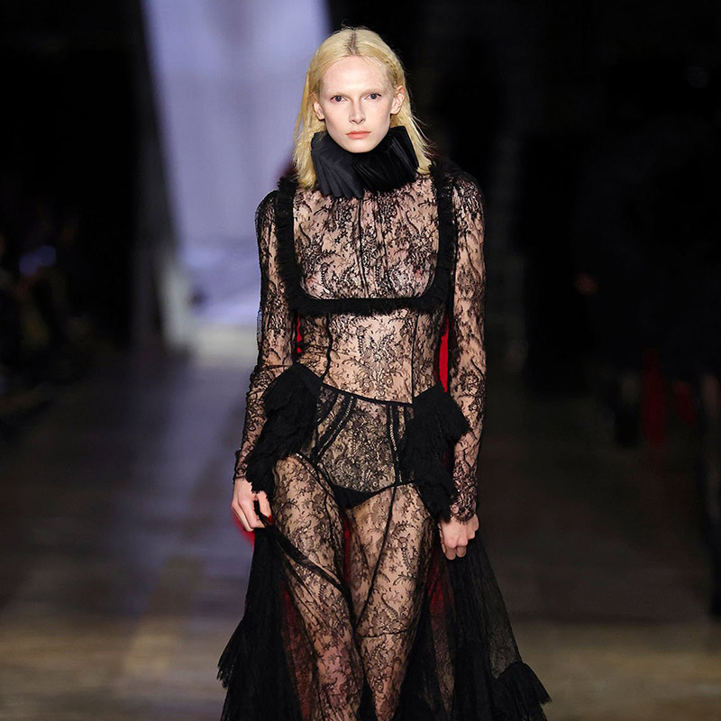 Lace to Meet You: Seán McGirr’s Alexander McQueen Fall 2025