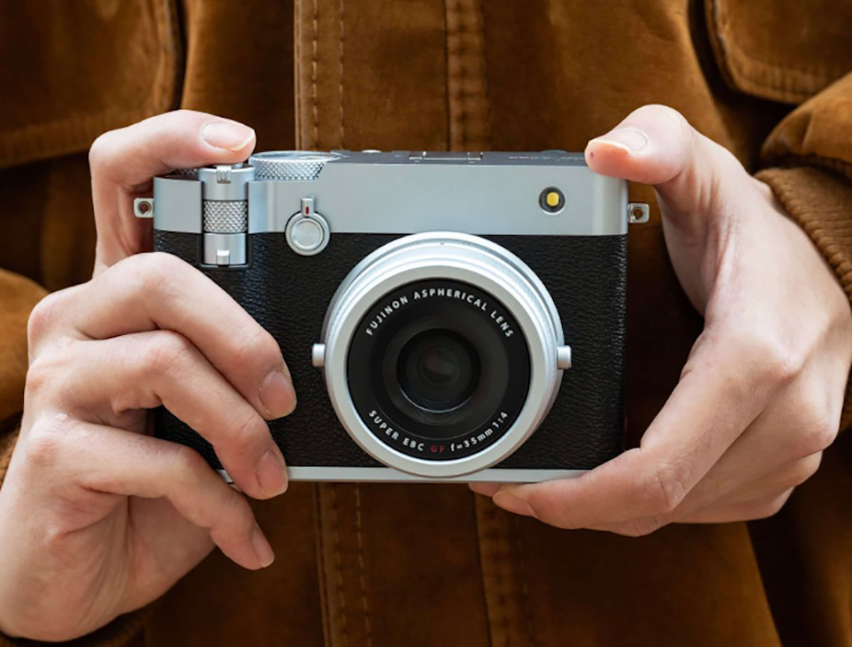 Fujifilm GFX100RF