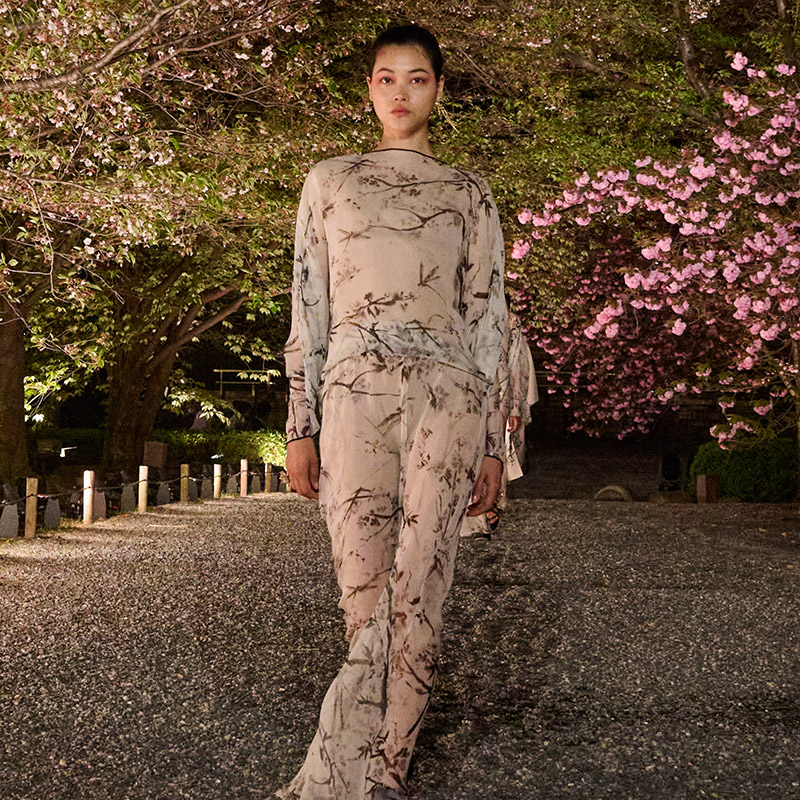 Dior Fall 2025 Maps a Quiet Route from Paris Salons to Kyoto Gardens