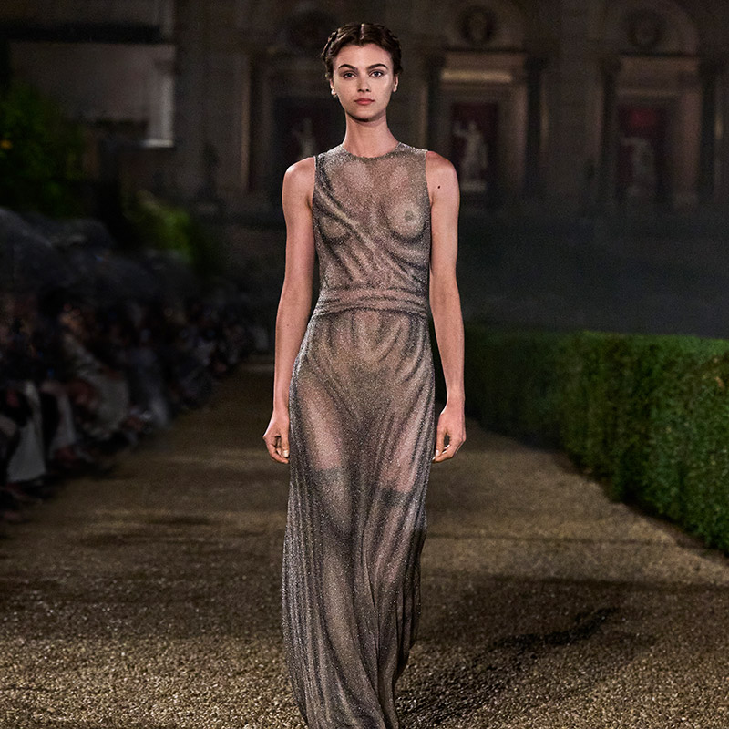 Dior Cruise 2026 Brings Chiuri’s Roman Ball to Life