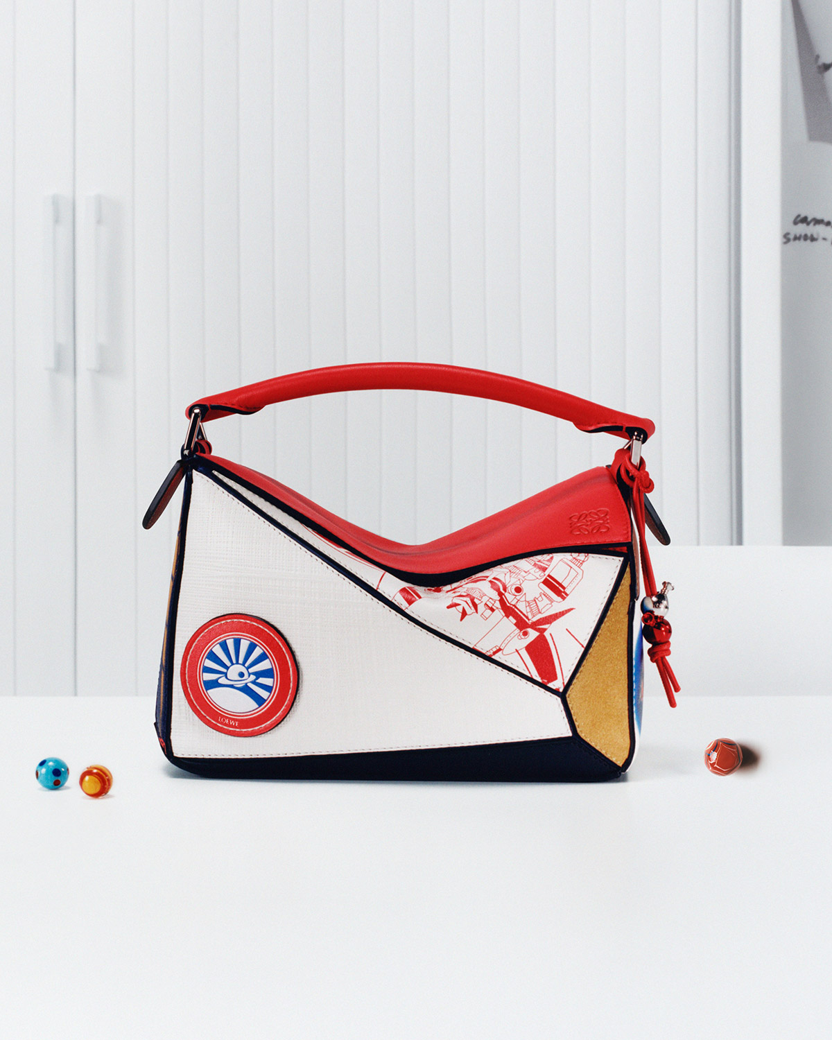 LOEWE’s Puzzle 10 Drop