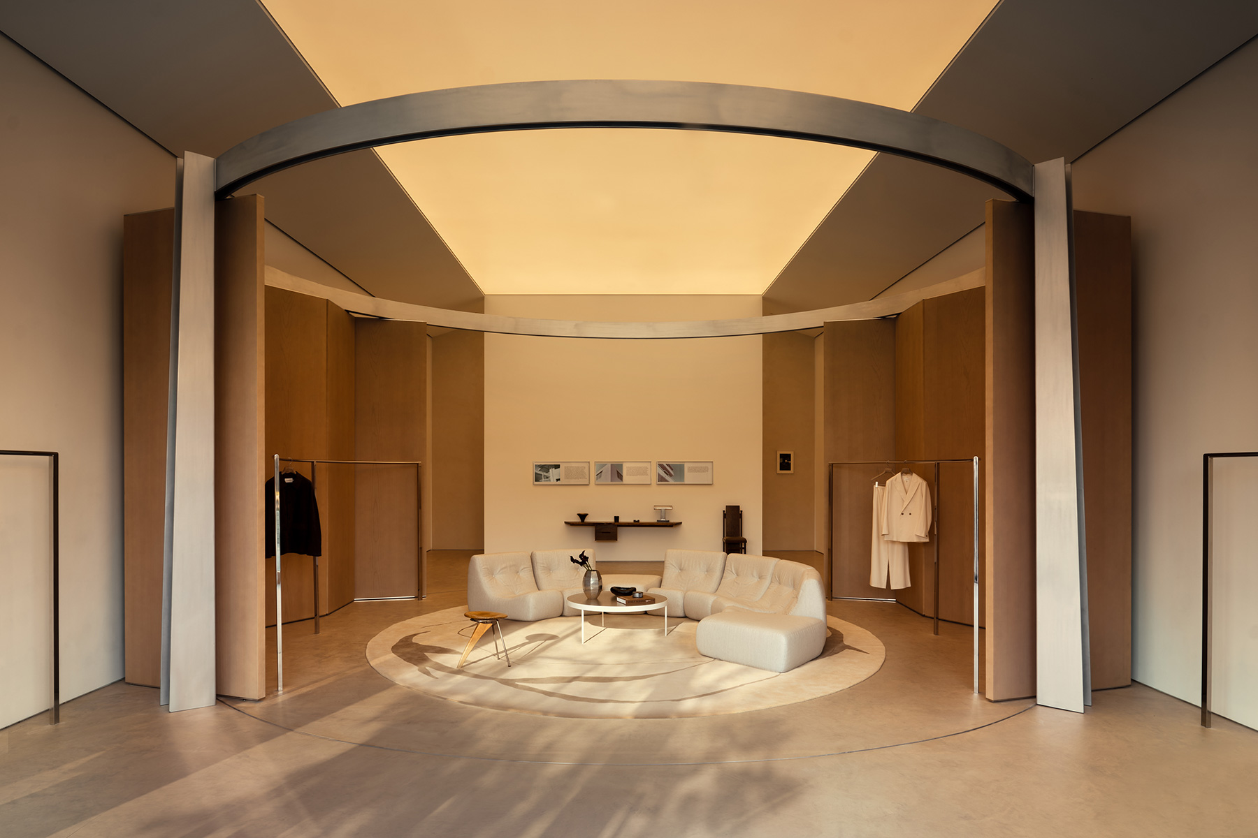 FRAME Opens New Store in Malibu | Photography by Ollie Tomlinson | Courtesy of FRAME