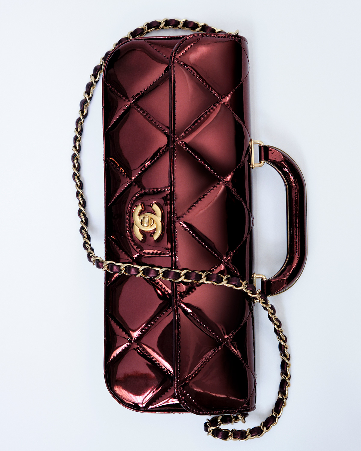 Chanel Fall-Winter 2025/26 Ready-To-Wear Collection Ad Campaign Featuring Lulu Tenney Review