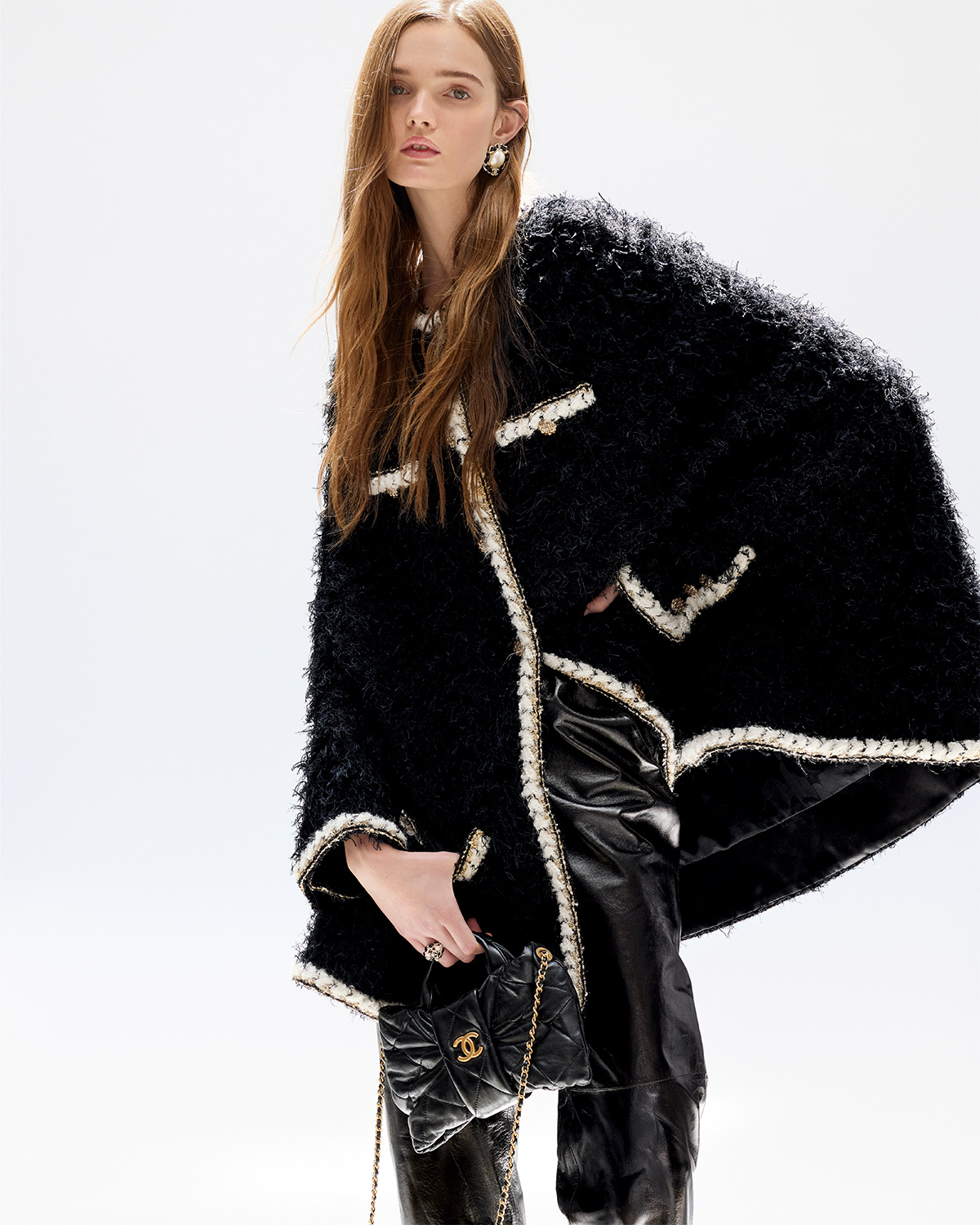 Chanel Fall-Winter 2025/26 Ready-To-Wear Collection Ad Campaign Featuring Lulu Tenney Review