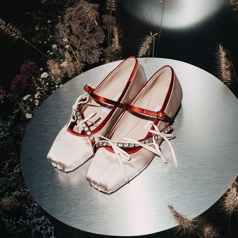 Jimmy Choo Spring 2026 Explores Modern Femininity