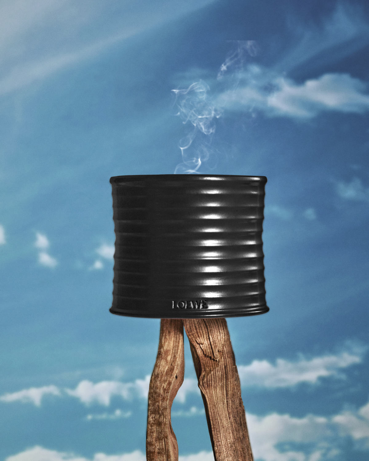 LOEWE Home Scents Palo Santo Scented Candle | Source: LOEWE Perfumes