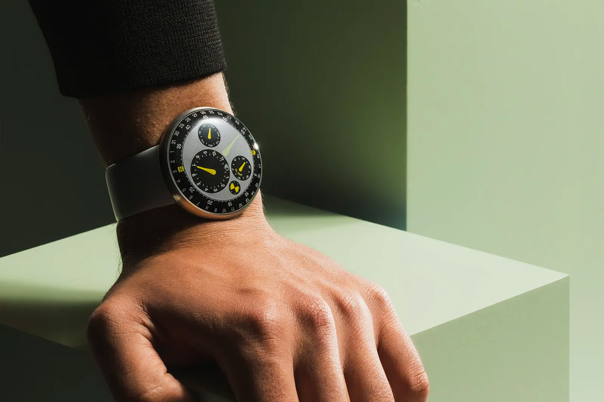 Marc Newson X Ressence TYPE 3 MN