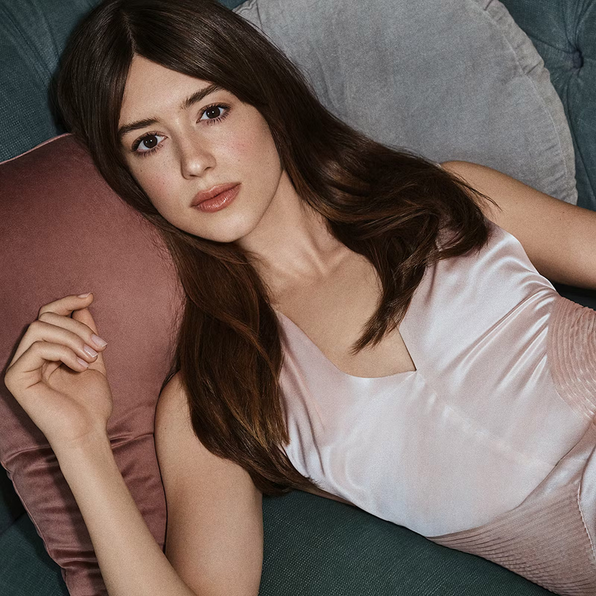 Daisy Edgar-Jones for Estée Lauder 2026