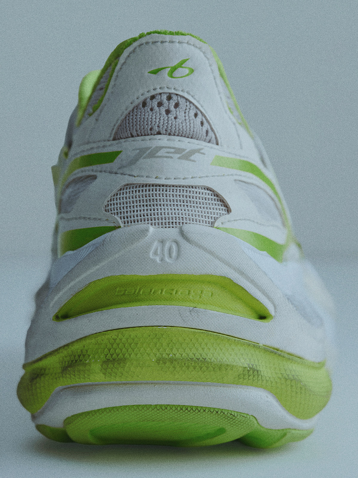 Balenciaga Jet Sneaker 2026
